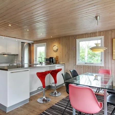 Sande - 450m From The Sea By Interhome Holiday home